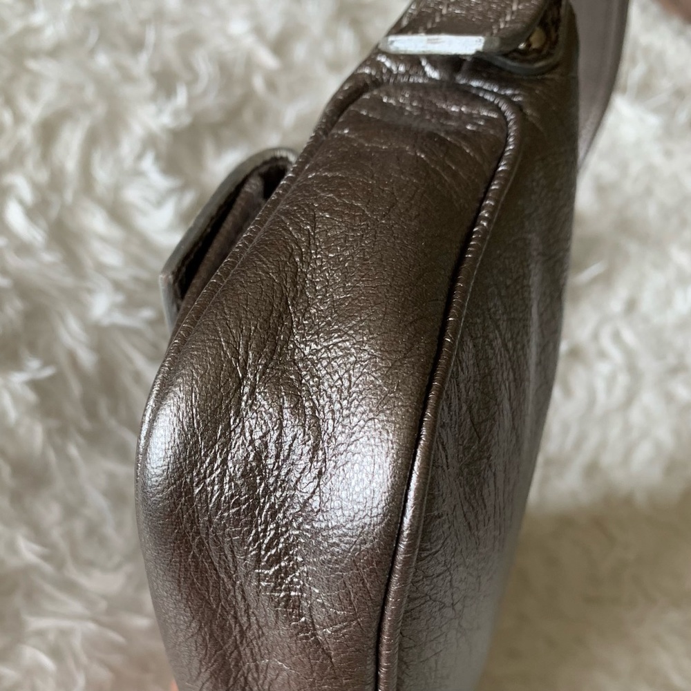 Marc Jacobs Cammie Calf Leather Shoulder Bag - Picture 10 of 11